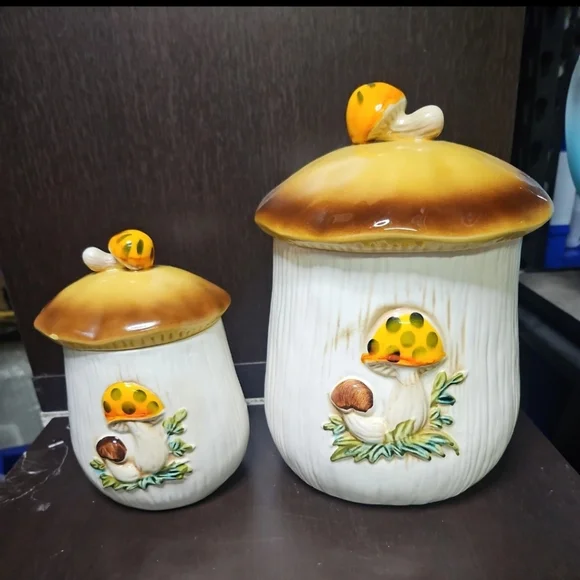 Vintage Sears Merry Mushroom Canister Set Of 2~ 7.5” & 6.5”~ 1978 Japan - Picture 1 of 11